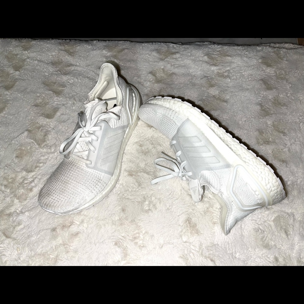 Adidas UltraBoost 19. Size 9.5